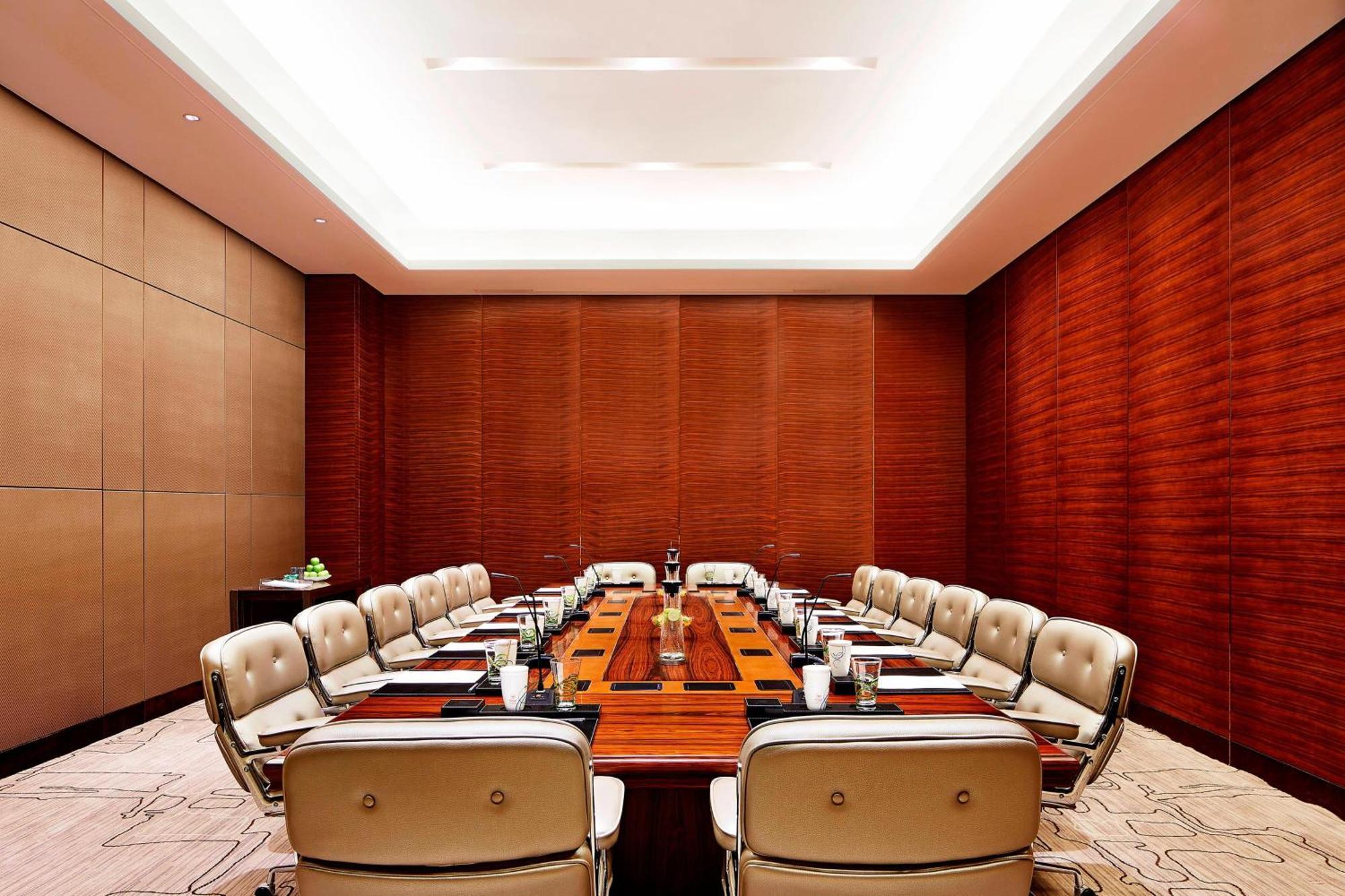 Sheraton Grand Zhengzhou Hotel מראה חיצוני תמונה