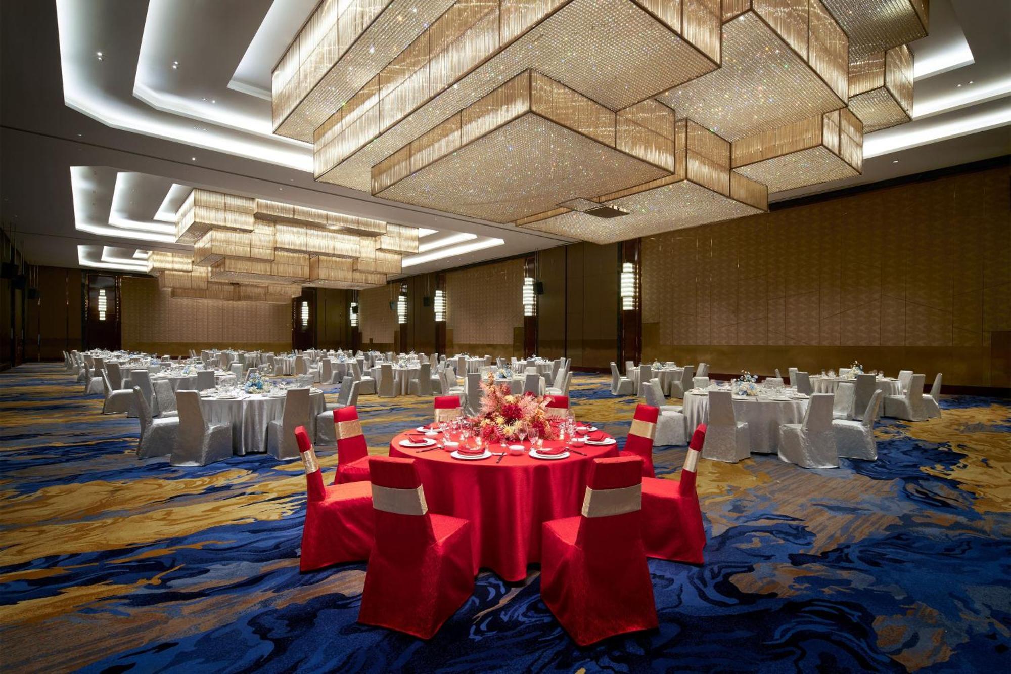 Sheraton Grand Zhengzhou Hotel מראה חיצוני תמונה