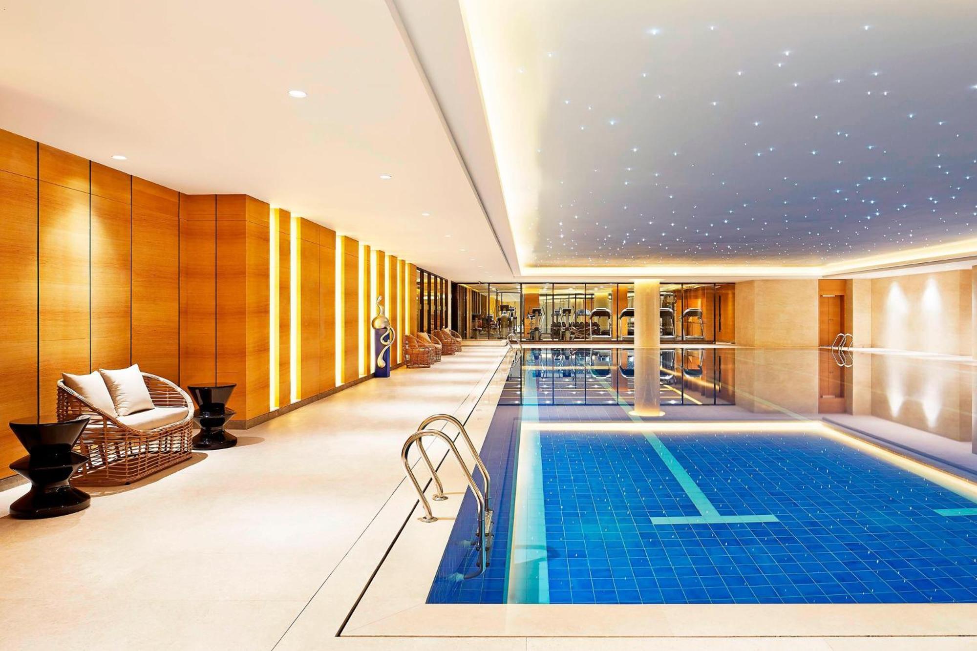 Sheraton Grand Zhengzhou Hotel מראה חיצוני תמונה