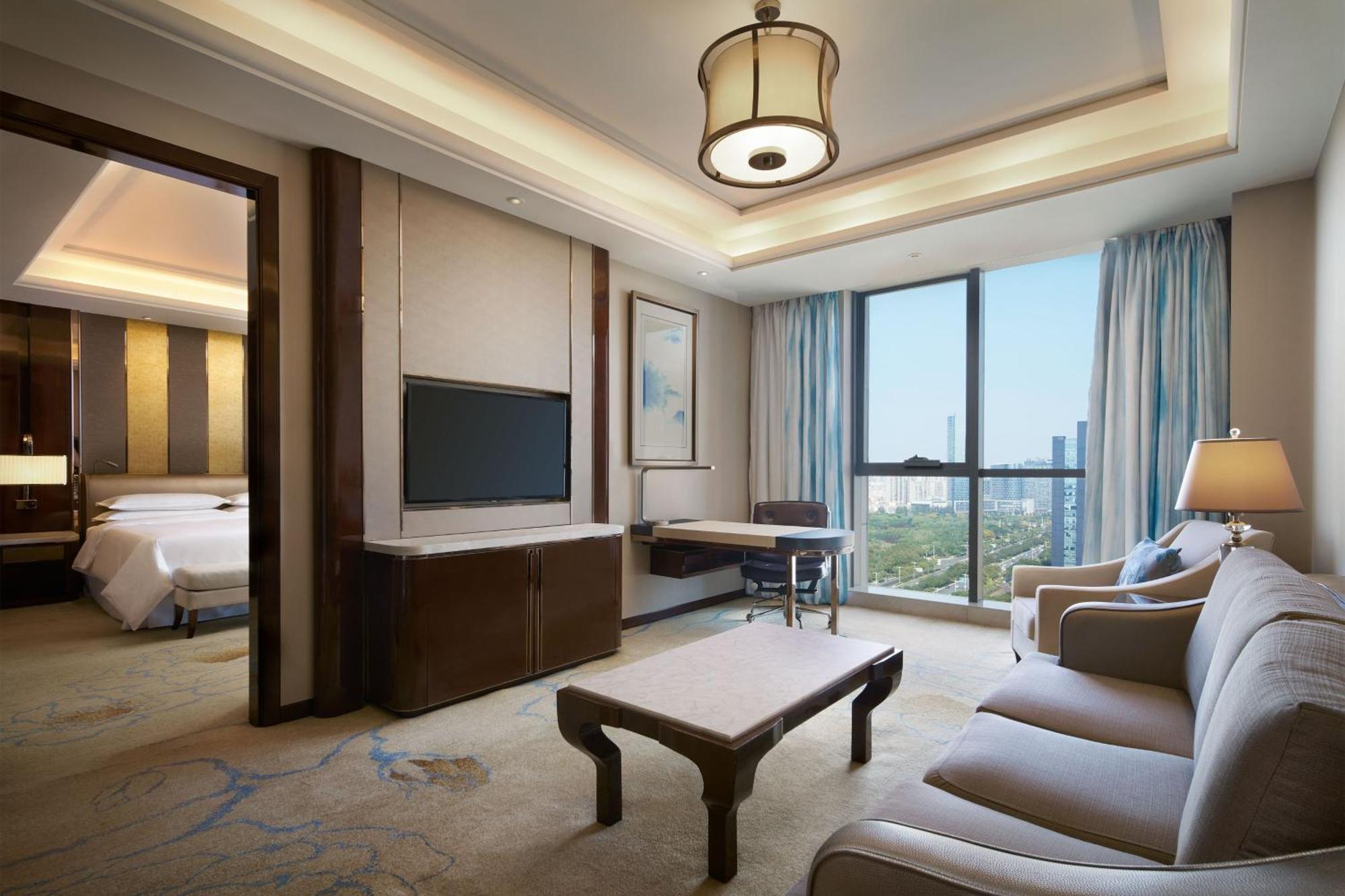 Sheraton Grand Zhengzhou Hotel מראה חיצוני תמונה