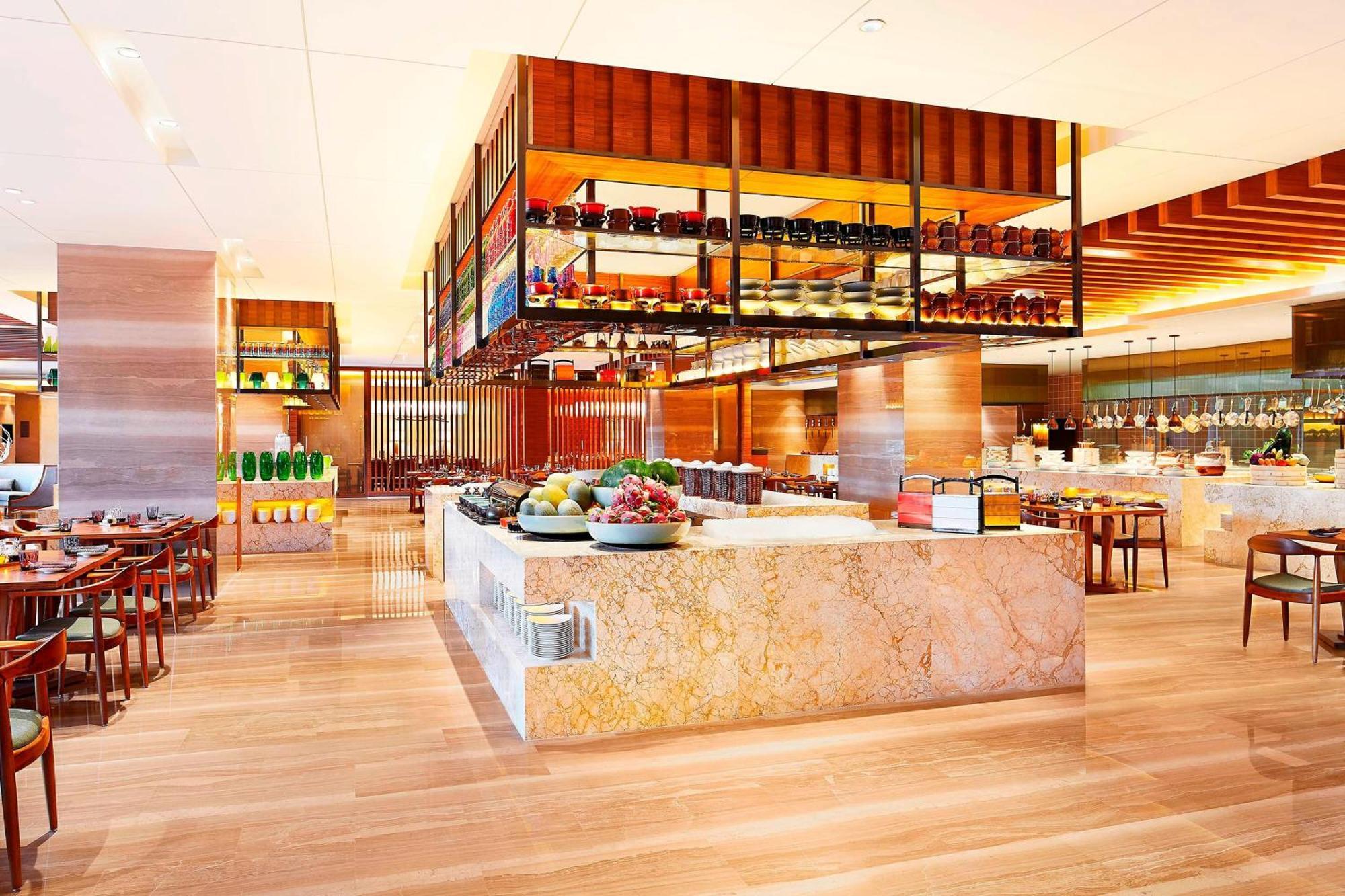 Sheraton Grand Zhengzhou Hotel מראה חיצוני תמונה