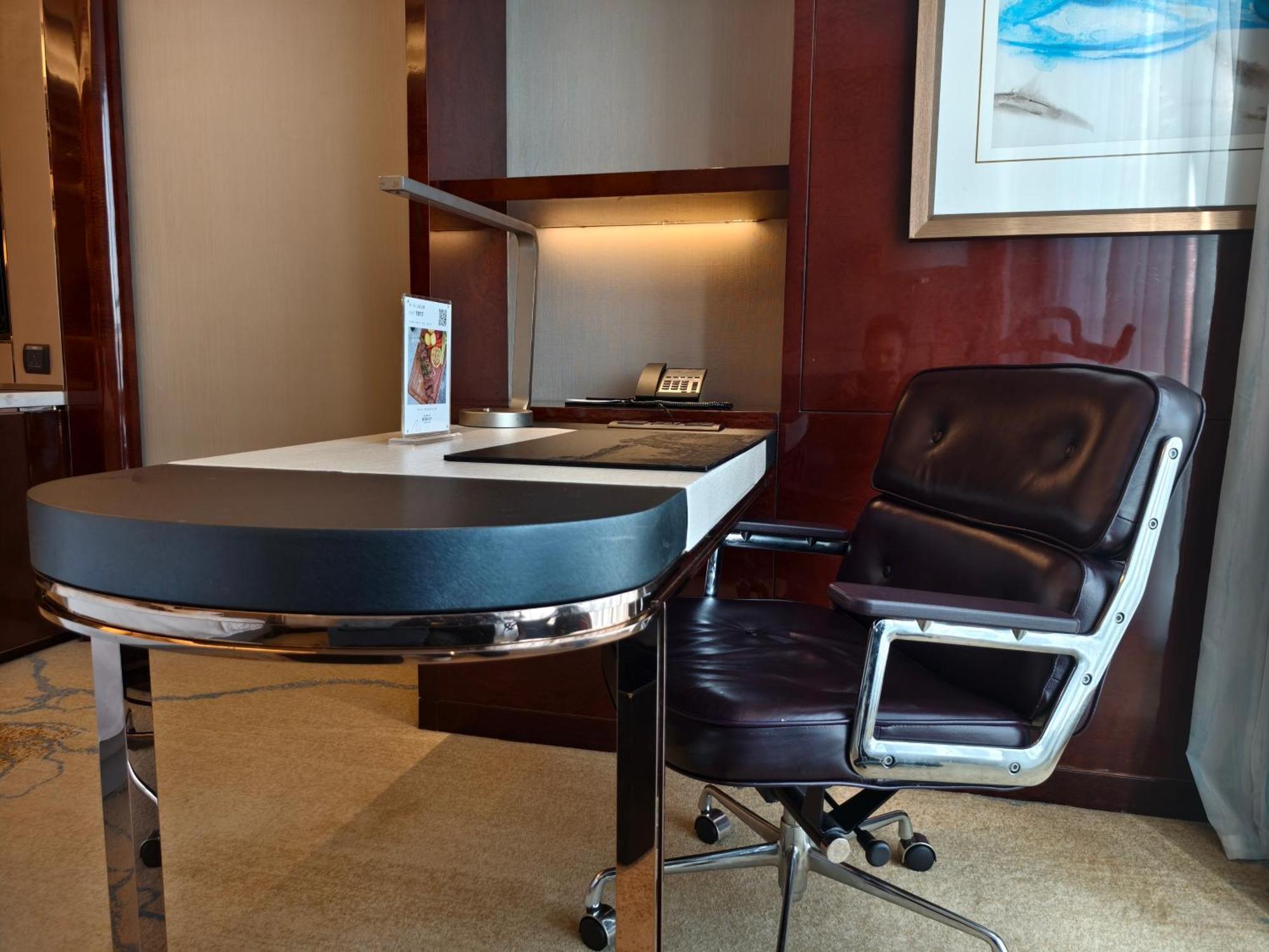 Sheraton Grand Zhengzhou Hotel מראה חיצוני תמונה